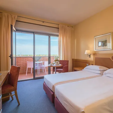Western I Triangoli Hotel 4*