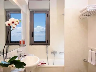 Western I Triangoli 4*