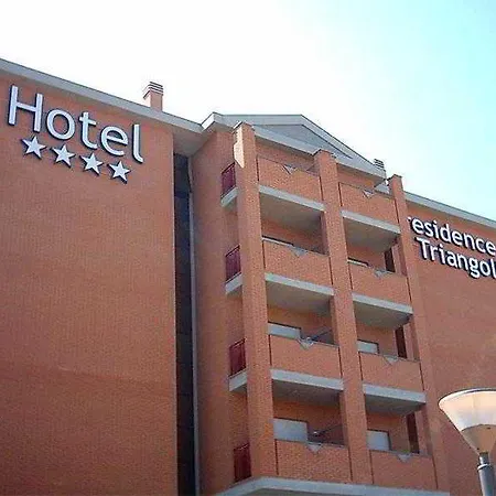 Western I Triangoli Otel 4*