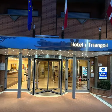 Western I Triangoli Otel 4*