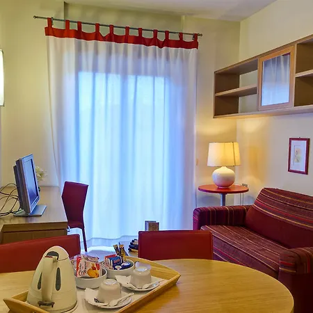 Otel Western I Triangoli Infernetto